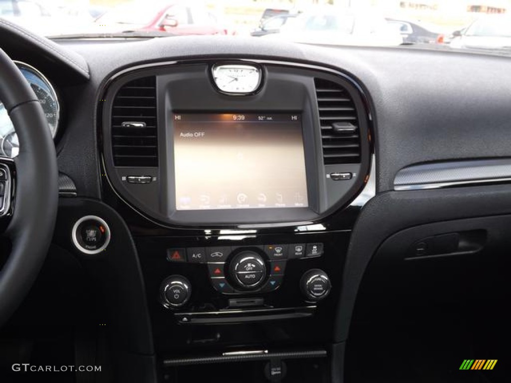 2012 300 S V6 - Gloss Black / Black photo #18