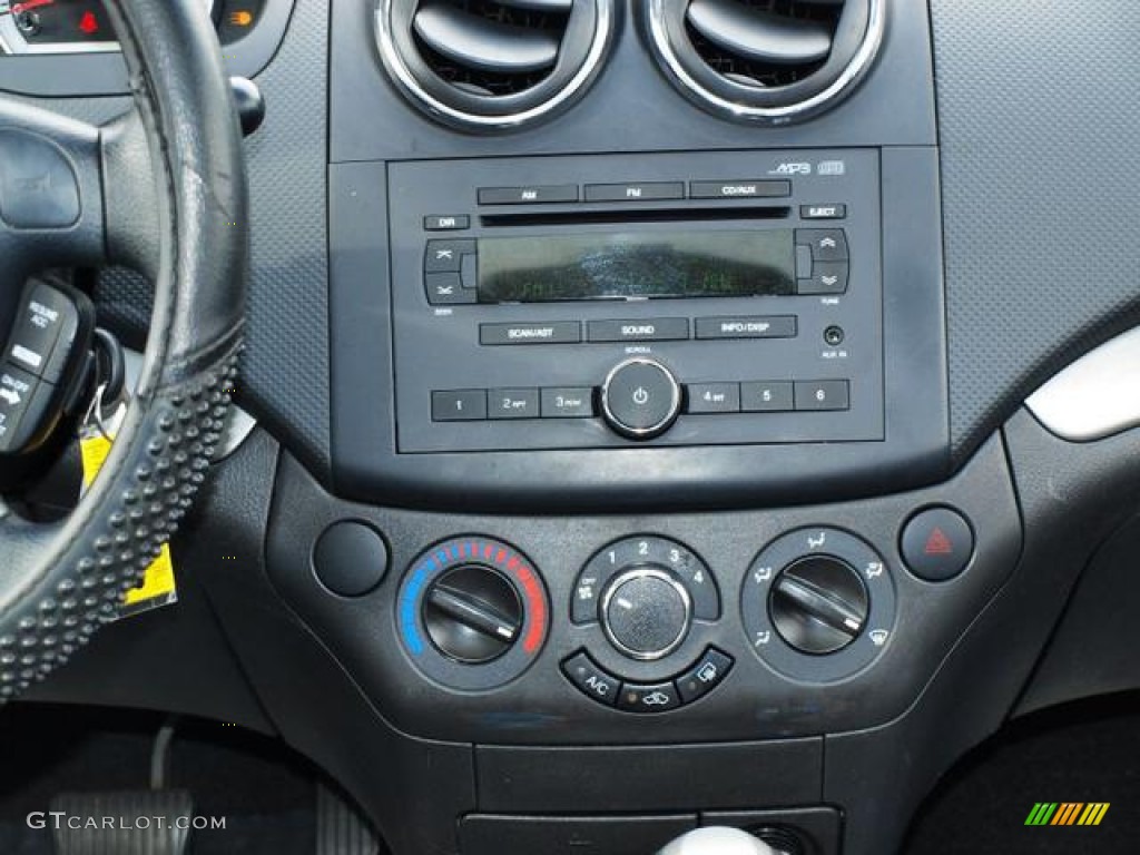 2007 Aveo LT Sedan - Bright Blue / Charcoal Black photo #12