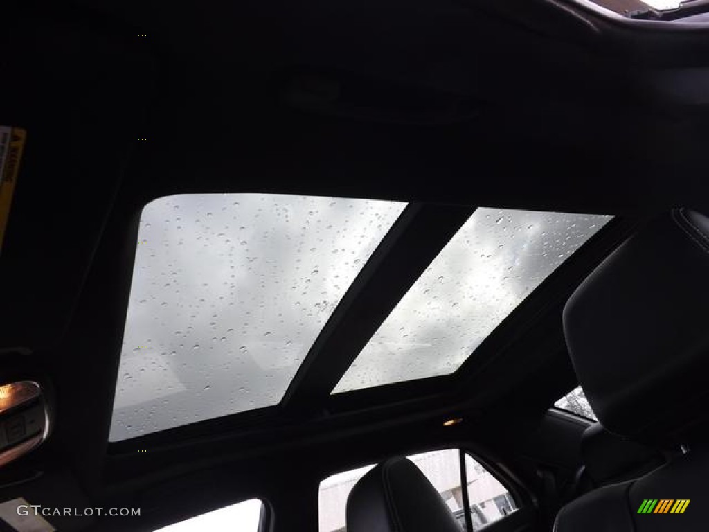 2012 300 S V6 - Gloss Black / Black photo #29