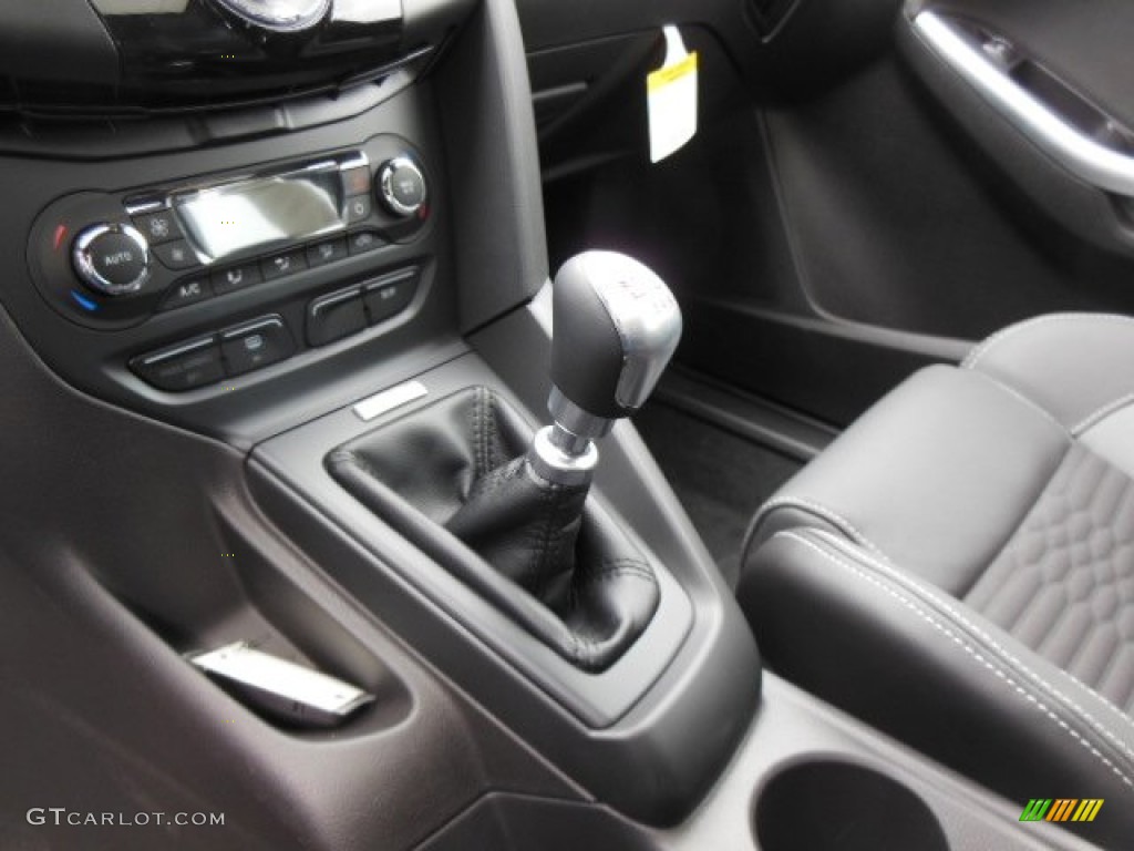 2013 Focus ST Hatchback - Tuxedo Black / ST Smoke Storm Recaro Seats photo #18