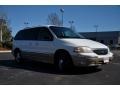 2000 Vibrant White Ford Windstar SEL  photo #3