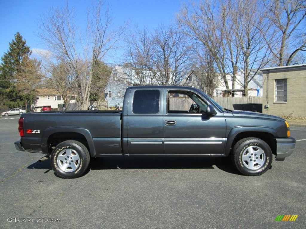 2005 Silverado 1500 Z71 Extended Cab 4x4 - Dark Gray Metallic / Medium Gray photo #9