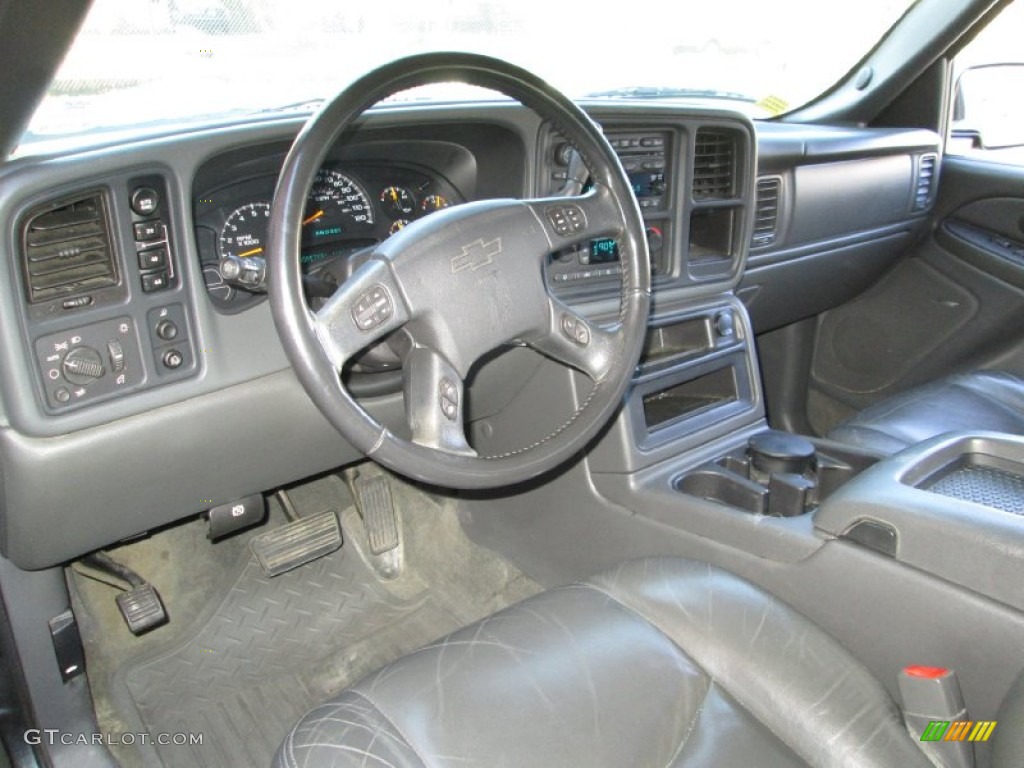 Medium Gray Interior 2005 Chevrolet Silverado 1500 Z71 Extended Cab 4x4 Photo #77501729