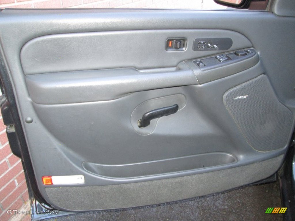 2005 Chevrolet Silverado 1500 Z71 Extended Cab 4x4 Medium Gray Door Panel Photo #77501966
