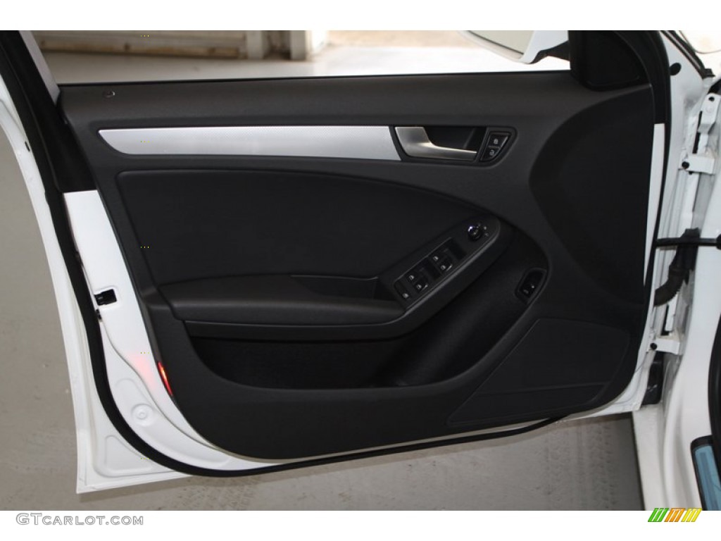 2011 Audi A4 2.0T quattro Avant Door Panel Photos