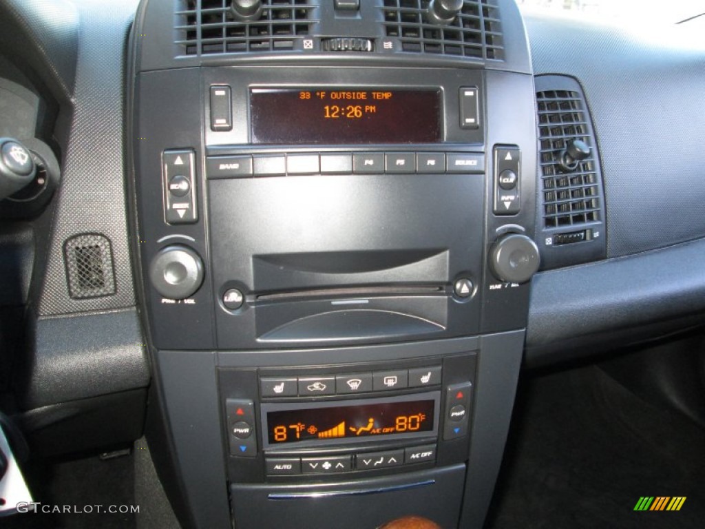 2005 Cadillac CTS Sedan Controls Photo #77503622