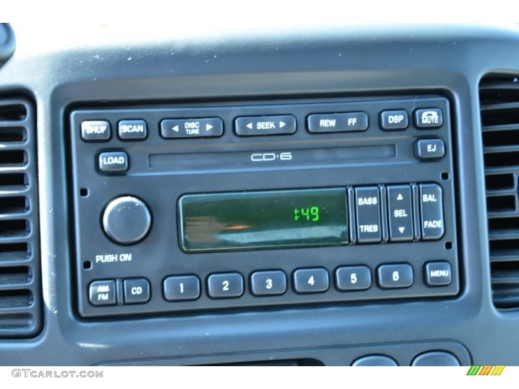 2002 Ford Escape XLT V6 Audio System Photo #77504123