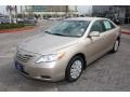 Desert Sand Mica - Camry LE Photo No. 3