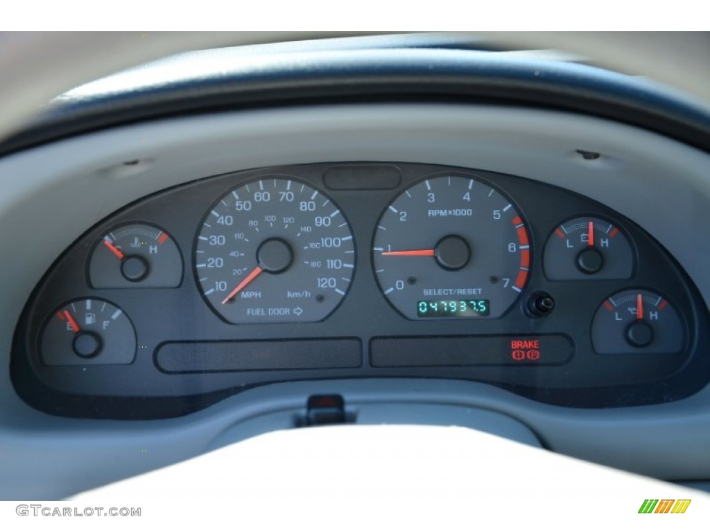2000 Ford Mustang V6 Coupe Gauges Photo #77504686