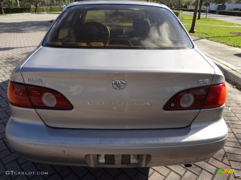 2001 Corolla CE - Sandrift Beige Metallic / Pebble Beige photo #9