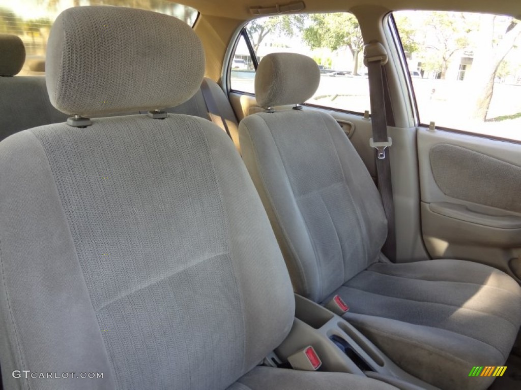 2001 Corolla CE - Sandrift Beige Metallic / Pebble Beige photo #18