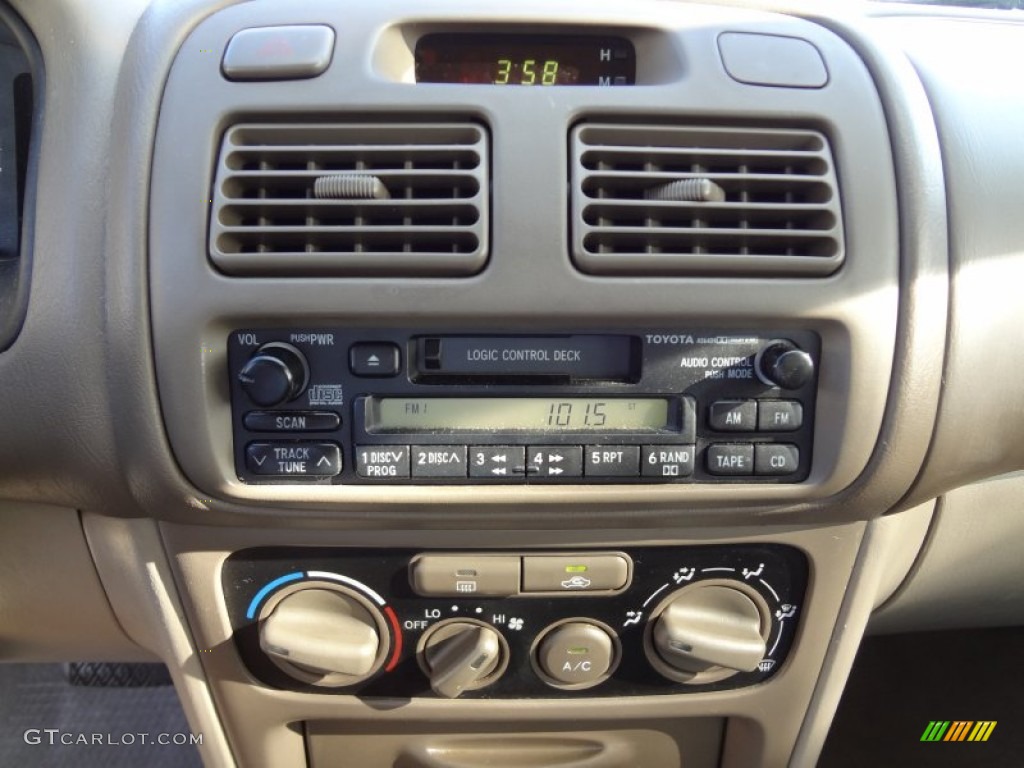 2001 Toyota Corolla CE Controls Photo #77505113