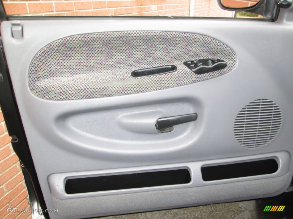 2001 Dodge Ram 1500 SLT Club Cab 4x4 Mist Gray Door Panel Photo #77506073