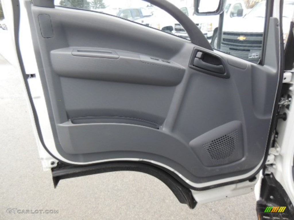 2013 Isuzu N Series Truck NPR Door Panel Photos