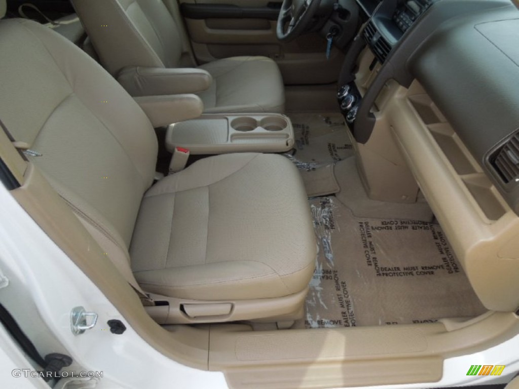 2006 Honda CR-V SE 4WD Front Seat Photos