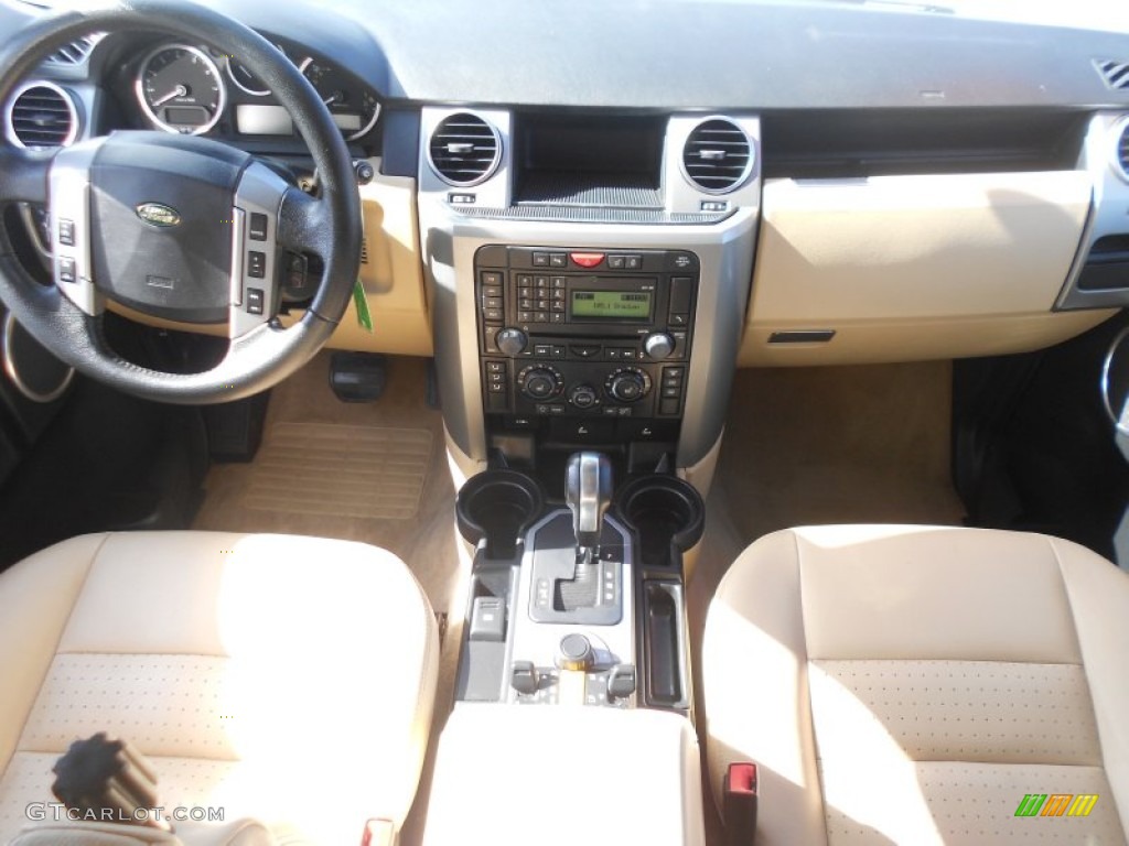 2008 Land Rover LR3 V8 SE Alpaca Beige Dashboard Photo #77511992