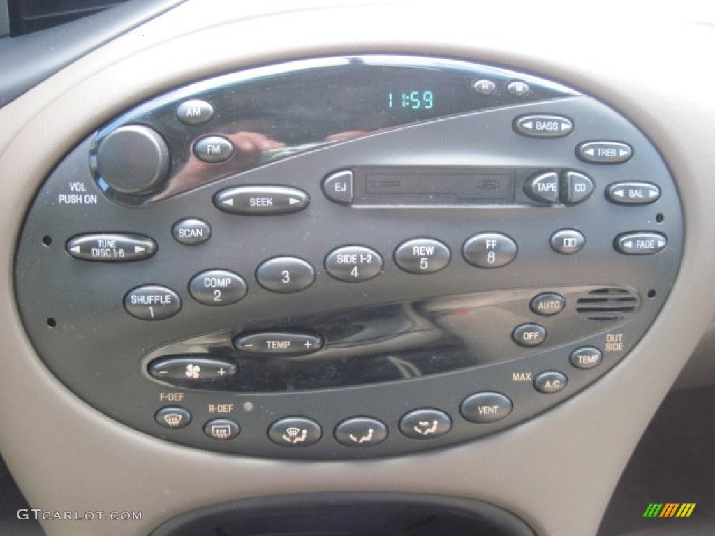 1999 Ford Taurus SE Wagon Controls Photo #77512892
