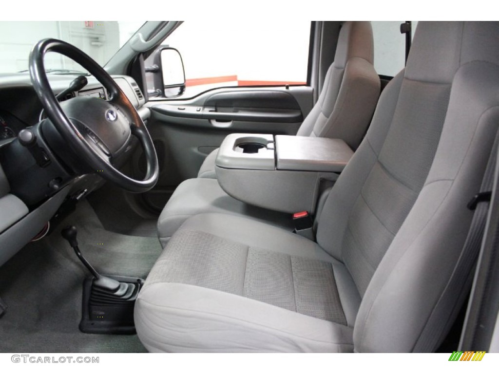 Medium Flint Interior 2004 Ford F350 Super Duty XLT Regular Cab 4x4 Photo #77515796