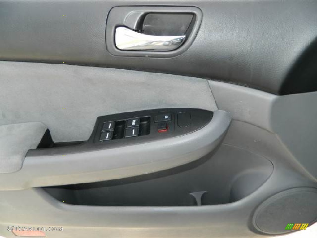 2006 Accord Value Package Sedan - Royal Blue Pearl / Gray photo #15
