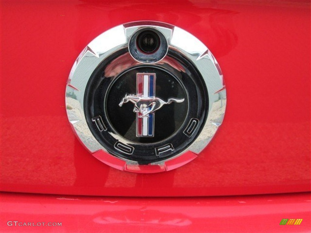 2009 Ford Mustang V6 Coupe Marks and Logos Photo #77520857