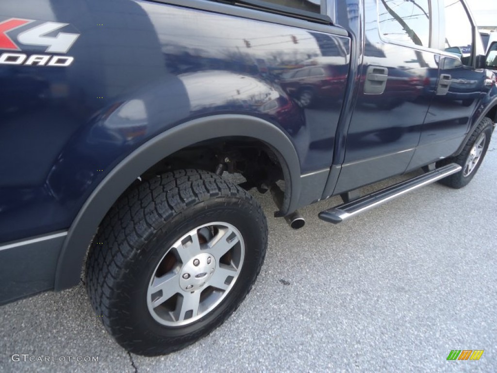 2005 F150 FX4 SuperCrew 4x4 - True Blue Metallic / Black photo #45