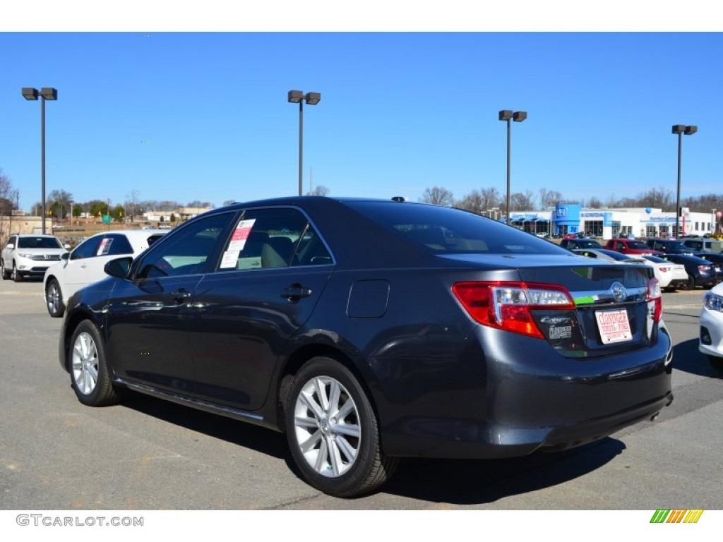 2013 Camry XLE - Magnetic Gray Metallic / Ash photo #3