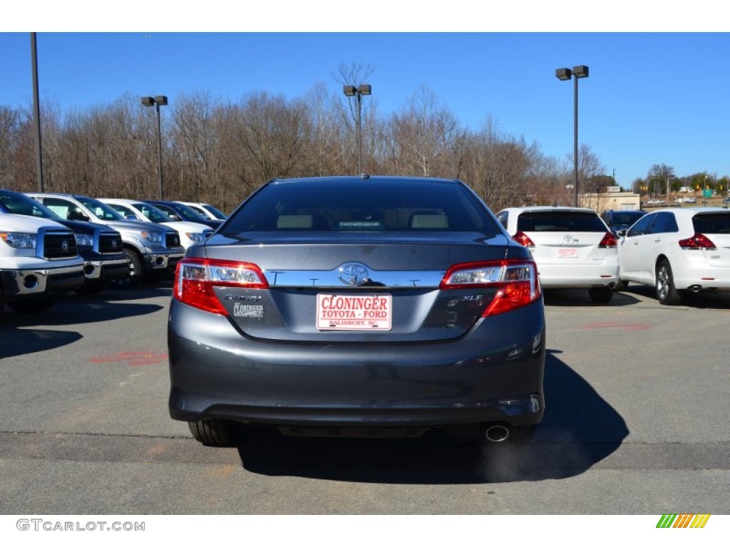 2013 Camry XLE - Magnetic Gray Metallic / Ash photo #4