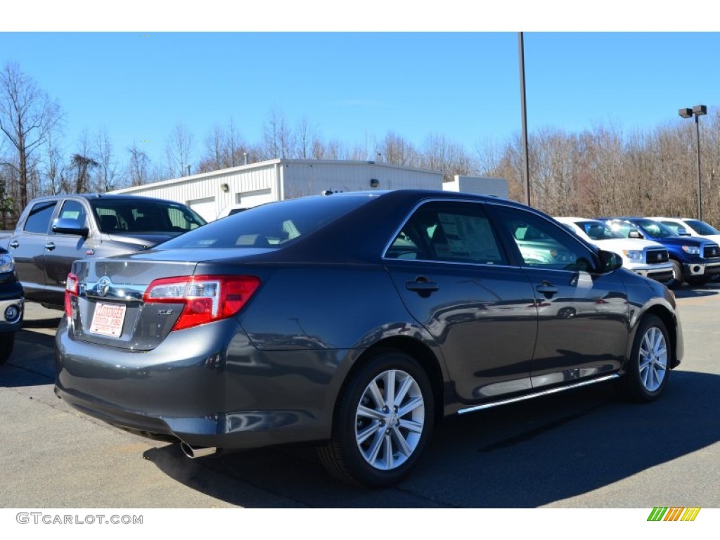 2013 Camry XLE - Magnetic Gray Metallic / Ash photo #5