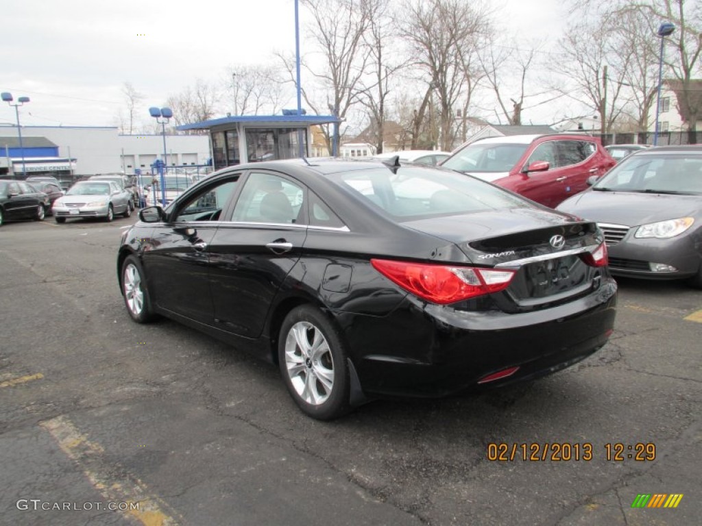2011 Sonata Limited - Midnight Black / Gray photo #4