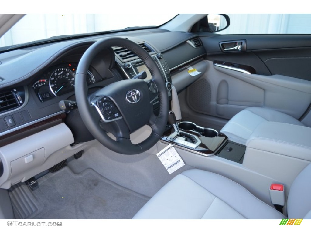 2013 Camry XLE - Magnetic Gray Metallic / Ash photo #11