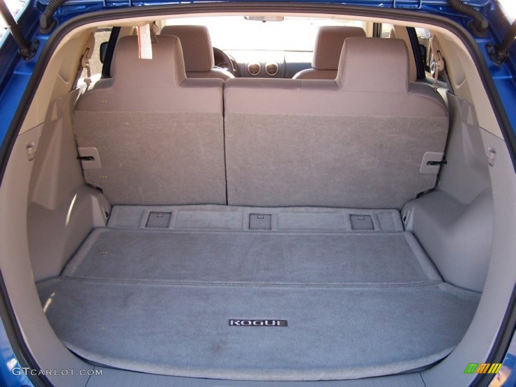 2011 Nissan Rogue SV Trunk Photo #77524699