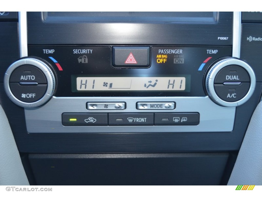 2013 Camry XLE - Magnetic Gray Metallic / Ash photo #34