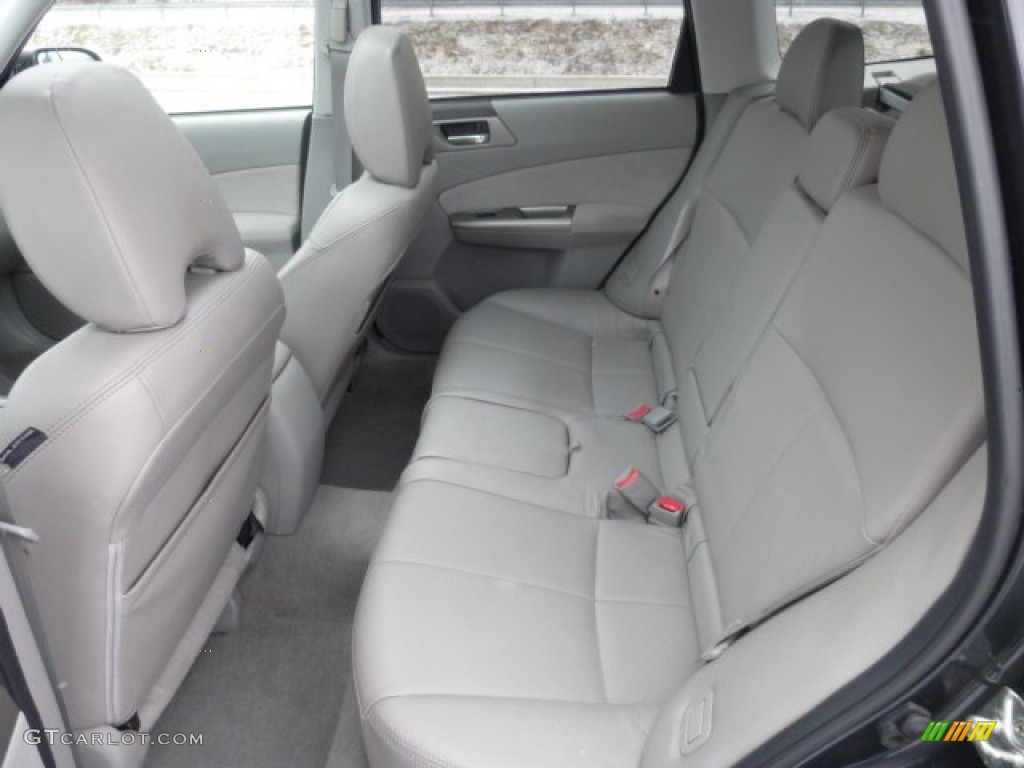 2010 Subaru Forester 2.5 X Limited Rear Seat Photos