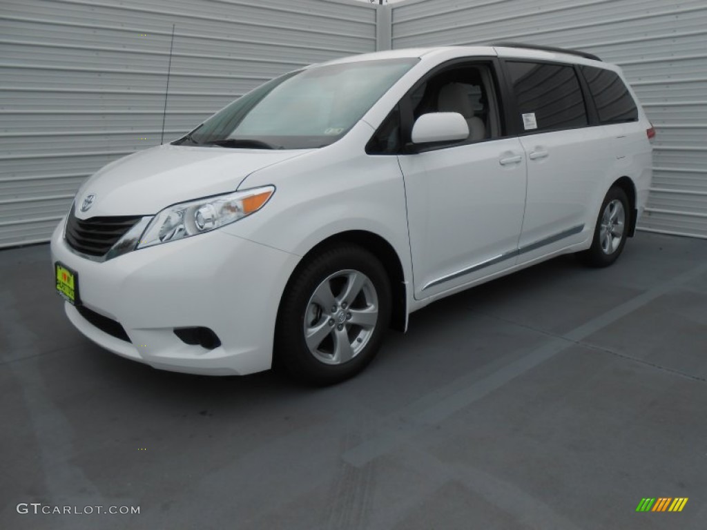 Super White 2013 Toyota Sienna LE Exterior Photo #77525598