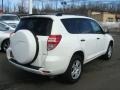 Super White - RAV4 I4 4WD Photo No. 4