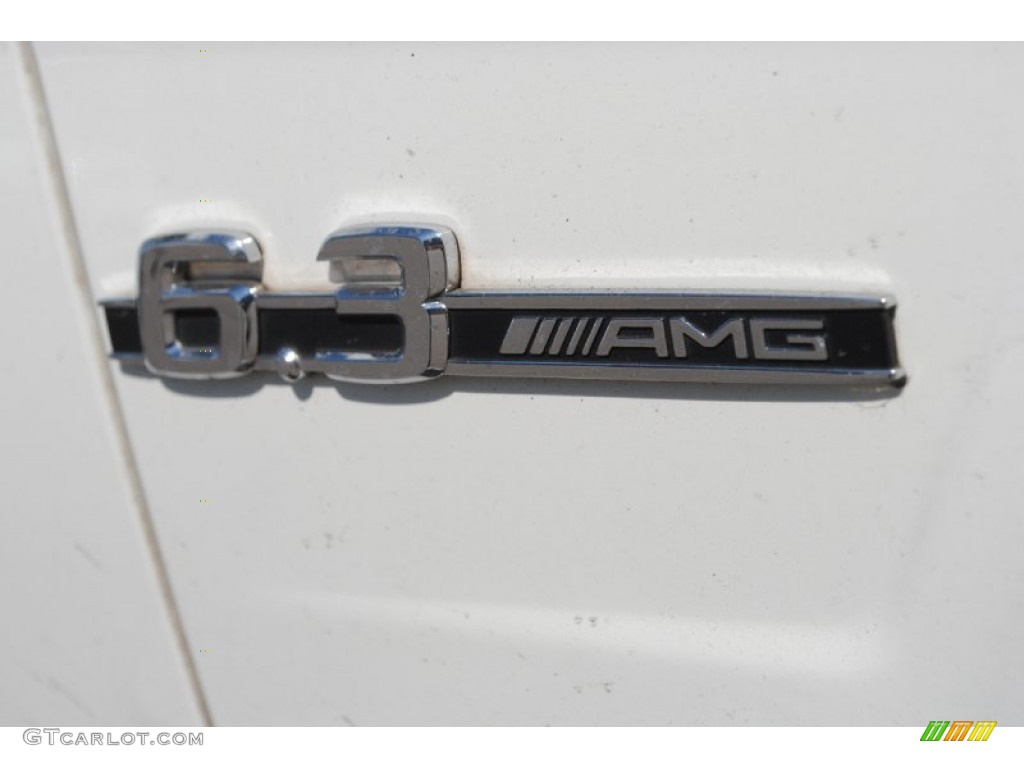 2012 C 63 AMG - Diamond White Metallic / AMG Classic Red/Black photo #11