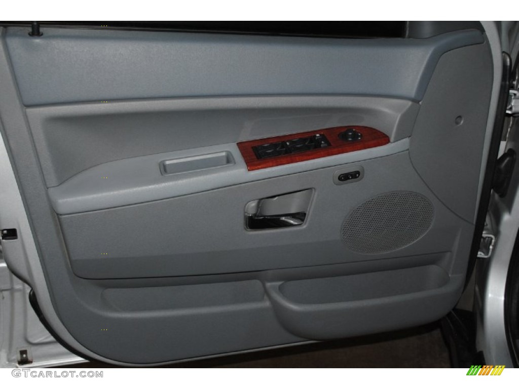 2005 Grand Cherokee Limited 4x4 - Bright Silver Metallic / Medium Slate Gray photo #16