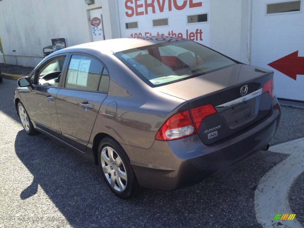 2010 Civic LX Sedan - Urban Titanium Metallic / Beige photo #4