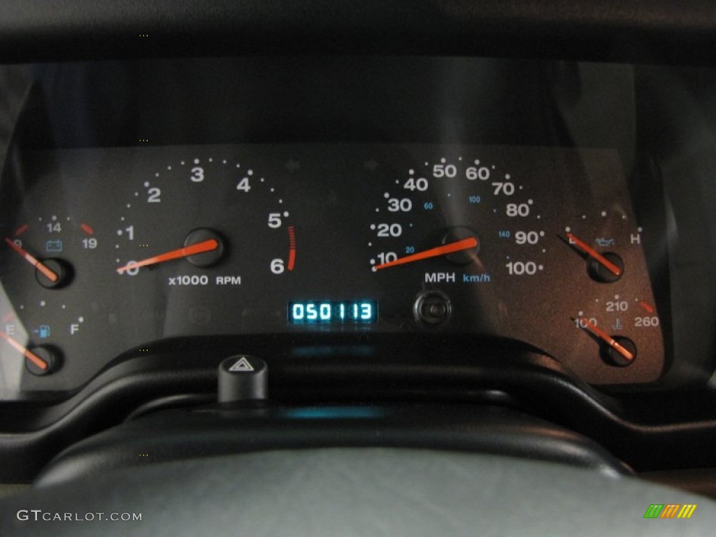 2004 Wrangler Sahara 4x4 - Light Khaki Metallic / Khaki photo #16