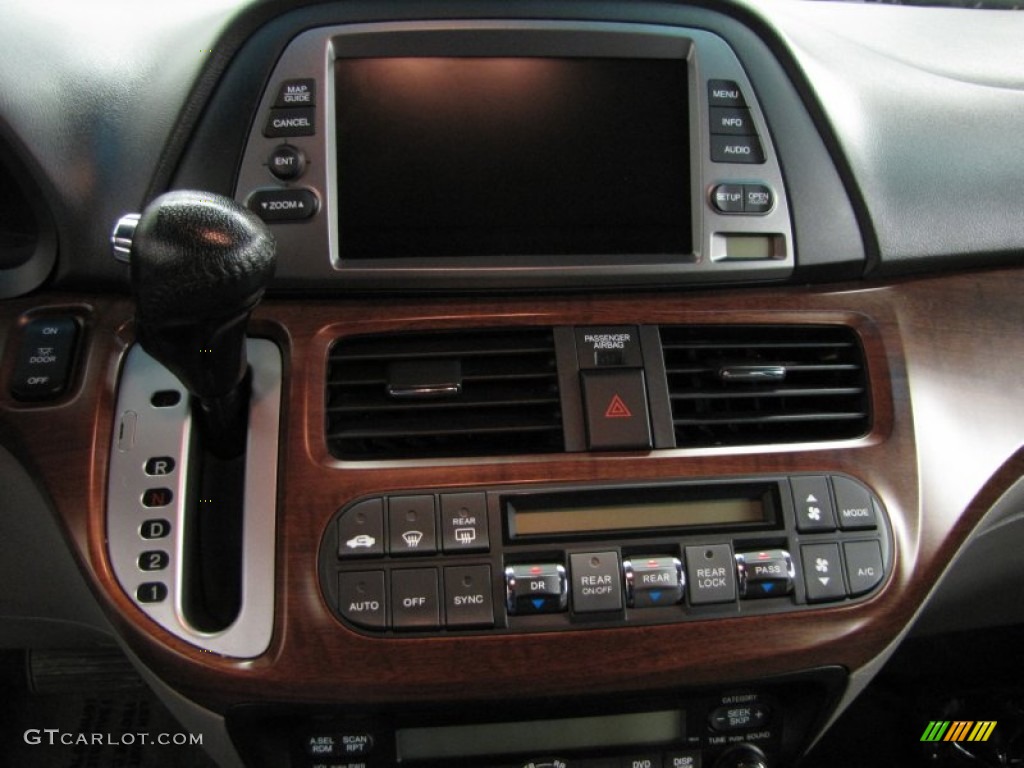 2008 Honda Odyssey EX-L Controls Photo #77538725