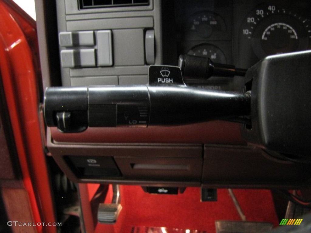 1990 GMC Sierra 1500 SLE Regular Cab Controls Photo #77539421