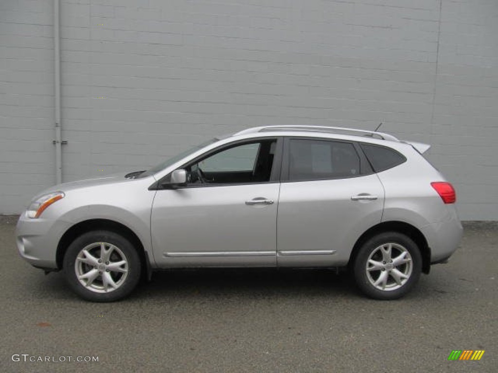 2011 Rogue SV AWD - Silver Ice Metallic / Black photo #2