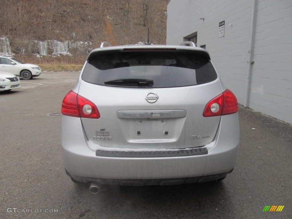 2011 Rogue SV AWD - Silver Ice Metallic / Black photo #4