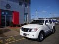 2009 Avalanche White Nissan Pathfinder SE 4x4  photo #1