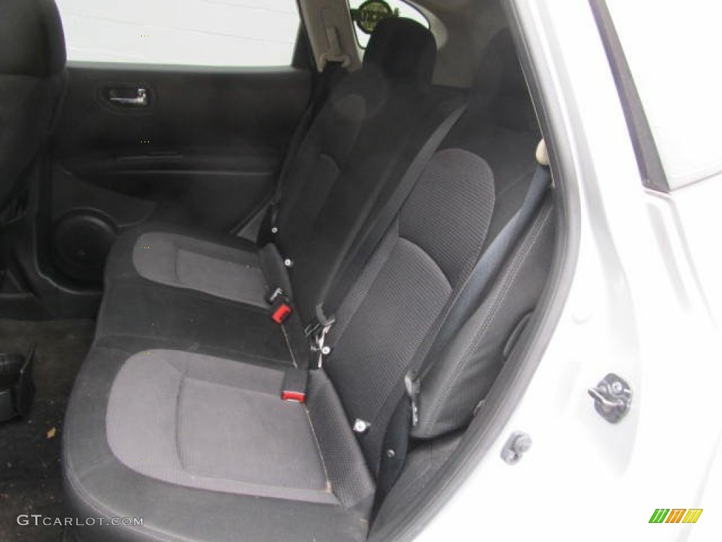 2011 Rogue SV AWD - Silver Ice Metallic / Black photo #10