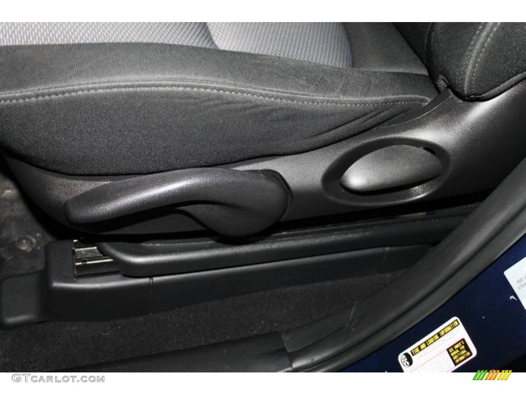 2007 MAZDA5 Sport - Strato Blue Mica / Black photo #45