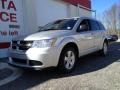 Bright Silver Metallic 2012 Dodge Journey SE