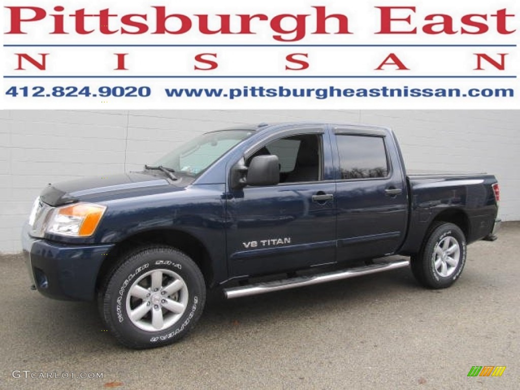 2011 Titan SV Crew Cab 4x4 - Navy Blue / Charcoal photo #1