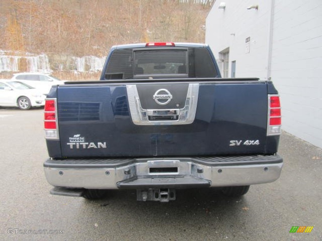 2011 Titan SV Crew Cab 4x4 - Navy Blue / Charcoal photo #4