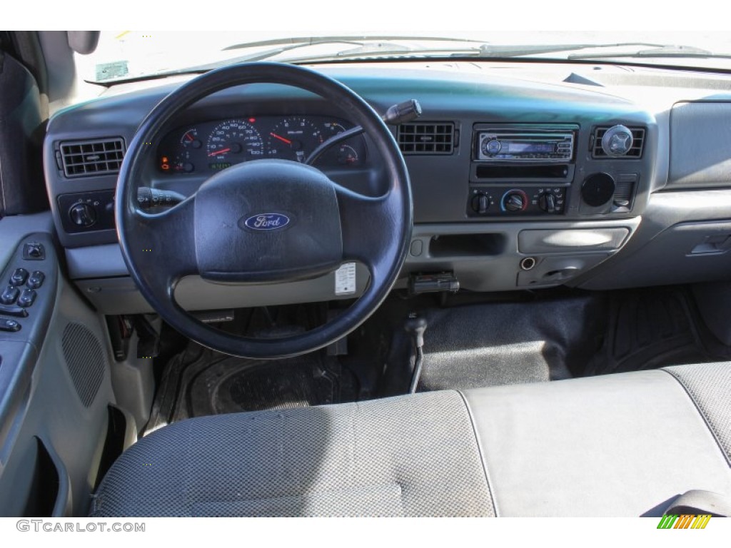 2004 F250 Super Duty XL Crew Cab 4x4 - Black / Medium Flint photo #15